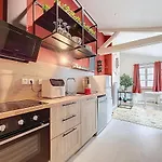 Apartment Grand T3 Centre Jaude 6 Personnes *